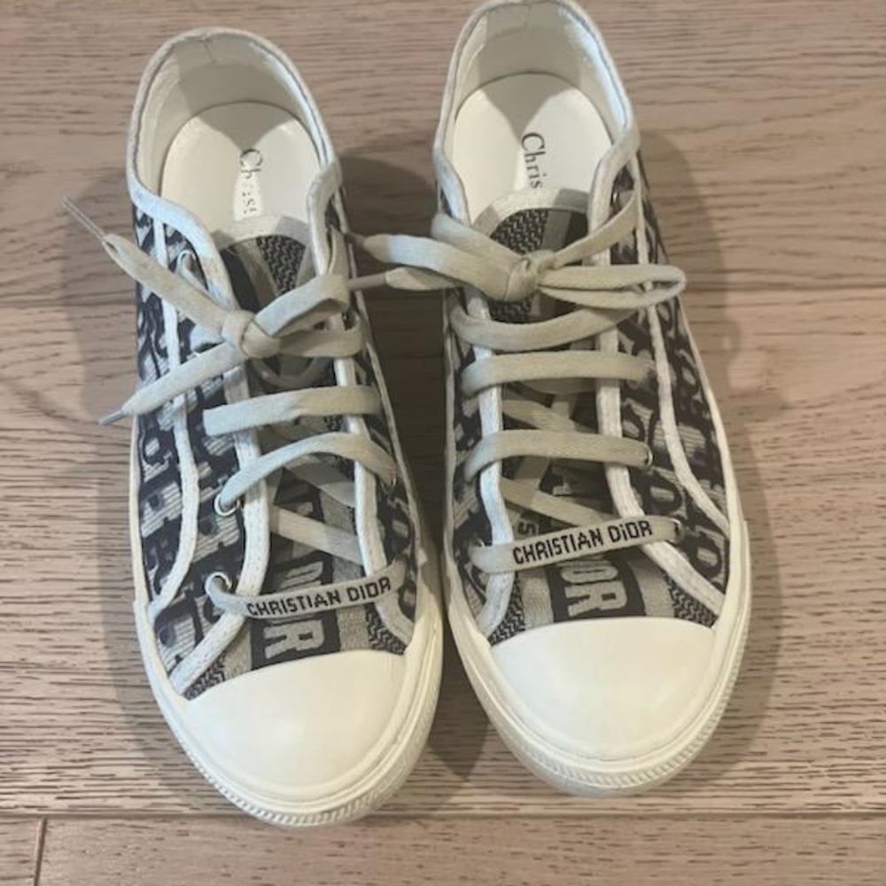 Dior sneakers 39